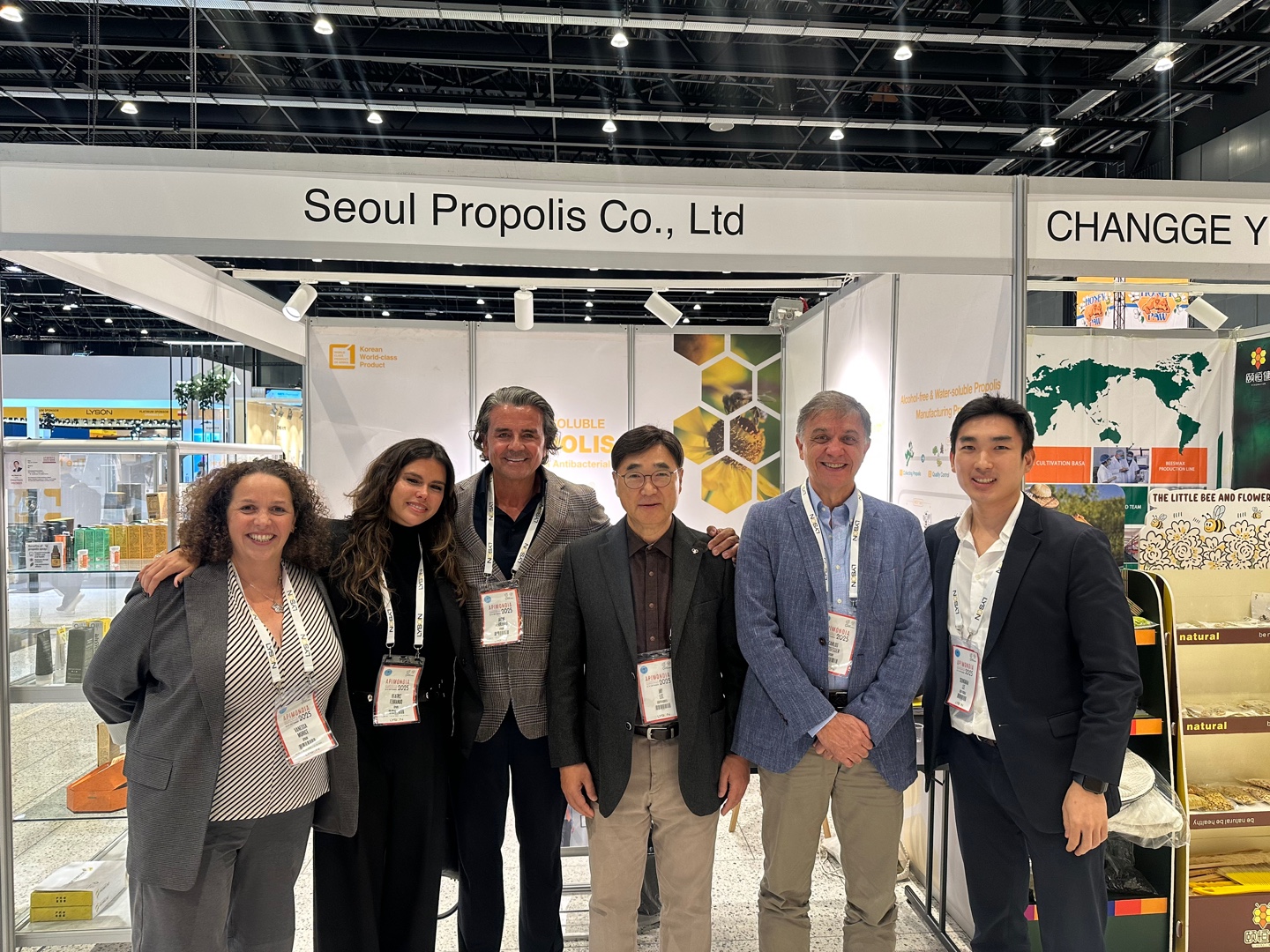서울프로폴리스 'APIMONDIA 2025'참가